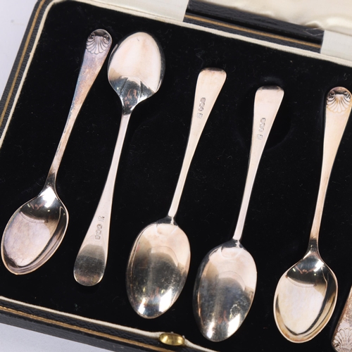 1585 - A cased set of 6 George V silver teaspoons, Cooper Brothers & Sons, Sheffield 1928, 11cm, 2.7oz tota... 