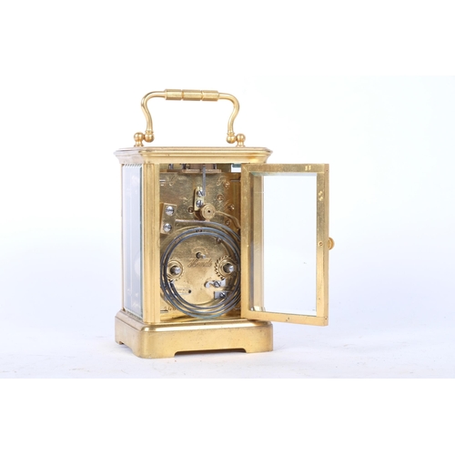 139 - A Vintage brass-cased carriage clock, maker R&C, backplate no. 145, striking on a gong, H11.5cm