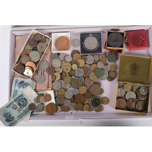 161 - A quantity of world coins