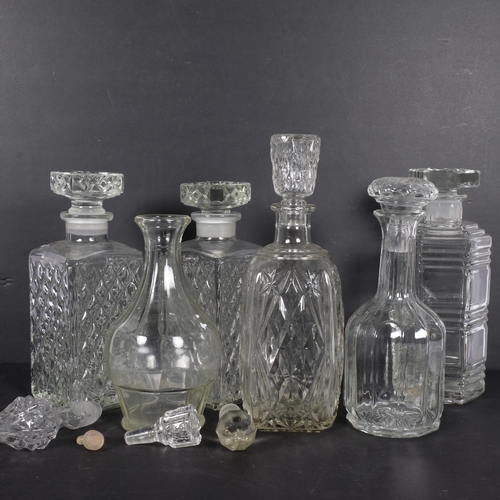 435 - Glass decanters, goblets, and fruit bowl