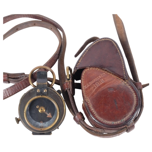 662 - A First World War Period British Officer's Verner's pattern VIII pocket compass, named E Koehn and d... 