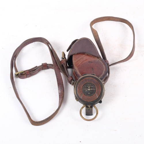 662 - A First World War Period British Officer's Verner's pattern VIII pocket compass, named E Koehn and d... 