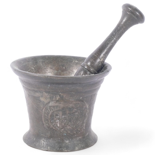 211 - An Antique bronze pestle and mortar, H11cm