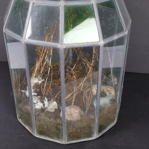 907 - A Vintage dome-top leadlight glass terrarium, H37cm, W29cm