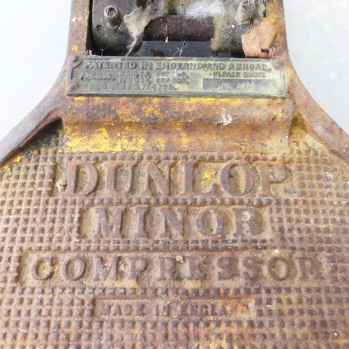 2762 - DUNLOP - A Minor compressor.