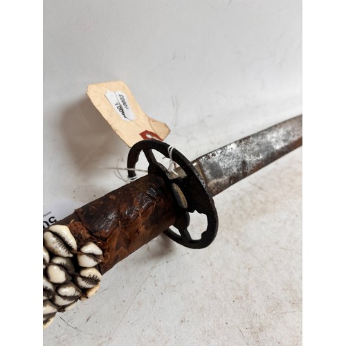 50 - Antique Japanese sword, decorated with seashells, overall length 101cm