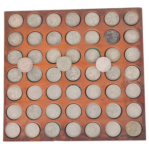 71 - A collectors tray of 53 half-crown coins, 1919-1945 (32 coins), 1946-1967 (21 coins)