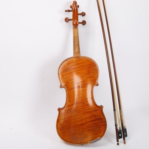 276 - A violin attributed to Hugo Garner, indistinct label inside body, single-piece satinwood back, body ... 