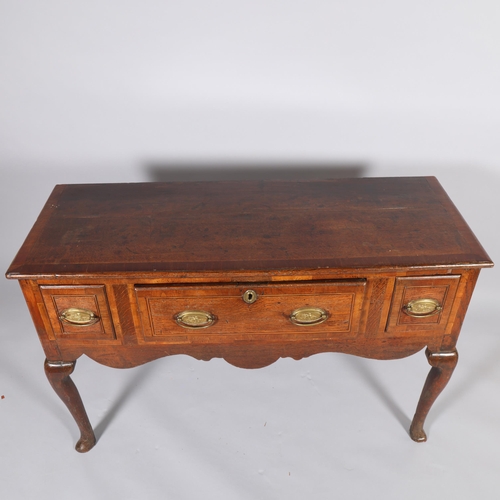 179 - 18th century oak dresser base of small size, with 3 frieze drawers, width 121cm, depth, 47cm, height... 