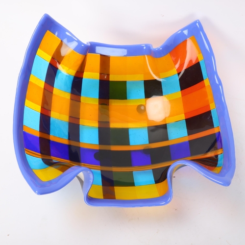 442 - THOMMY BREMBERG studio, Swedish, an art glass bowl “Kilt” in a folded rectangle, signed and dated 19... 