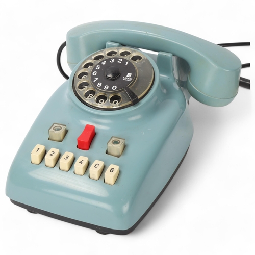 492 - MARCELLO NIZZOLI for SAFNAT, Milan, a 1958 2/7 Multiline telephone, length 27cm