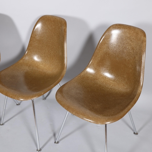 495 - A set of 4 Modernica, Los Angeles, California, CHARLES EAMES Case study fibreglass chairs with maker... 