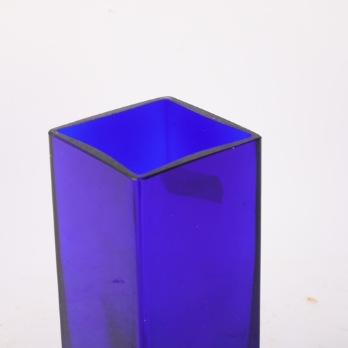 570 - PETR HORA, a blue glass Sommerso vase, circa 1970, no makers mark, height 15cm