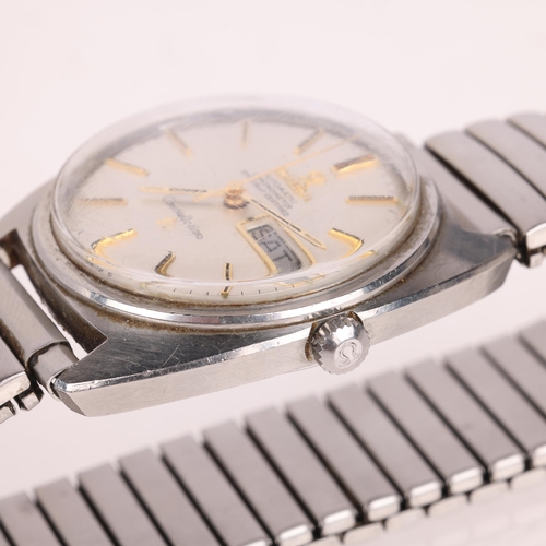 1009 - OMEGA - a Vintage stainless steel Constellation chronometer automatic day/date wristwatch, ref. 168.... 