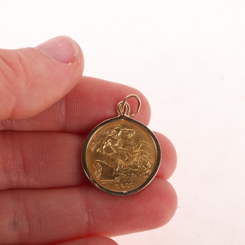 1177 - A George V 1911 gold half sovereign coin, in 9ct gold pendant mount, 20.3mm, 4.8g