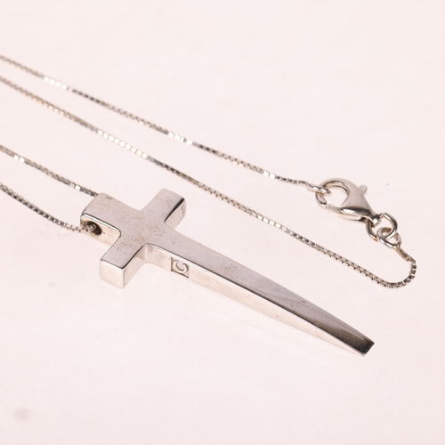 1372 - A modern sterling silver cross pendant necklace, on sterling fine box link chain, pendant 45.7mm, ch... 