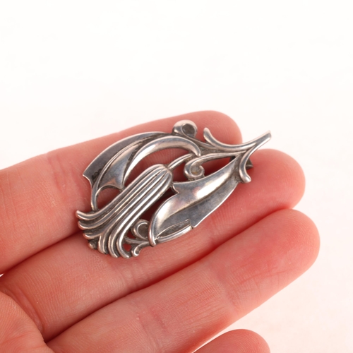 1441 - CARL M COHR - an Art Deco Danish silver floral spray brooch, model no. 12, 44.1mm, 7.9g