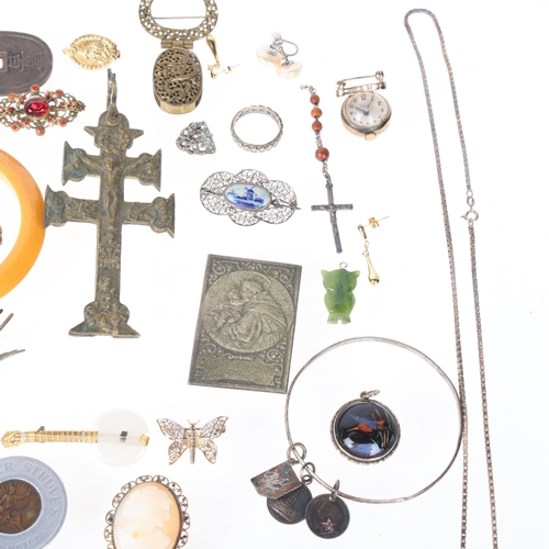 1478 - Various Antique silver and costume jewellery, including Wedgwood Jasperware pendant, large cross pen... 