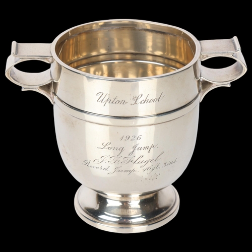 1542 - A George V silver 2-handled trophy cup, S Blanckensee & Son Ltd, Chester 1925, 10cm, 6.5oz