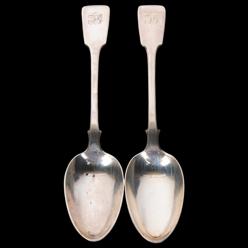 1554 - A pair of Victorian silver Fiddle pattern tablespoons, Chawner & Co, London 1846, 22cm, 4.3oz total