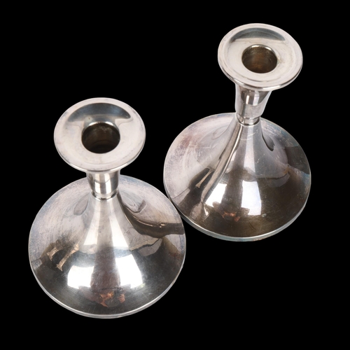 1563 - DAVID ANDERSEN - a pair of Norwegian modernist silver table candlesticks of circular tapered form, 1... 