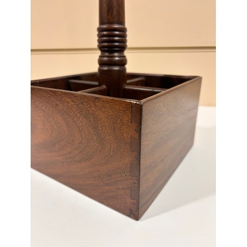 273 - A mahogany 4-bottle wine bottle stand, with pineapple carved finial, height 46cm