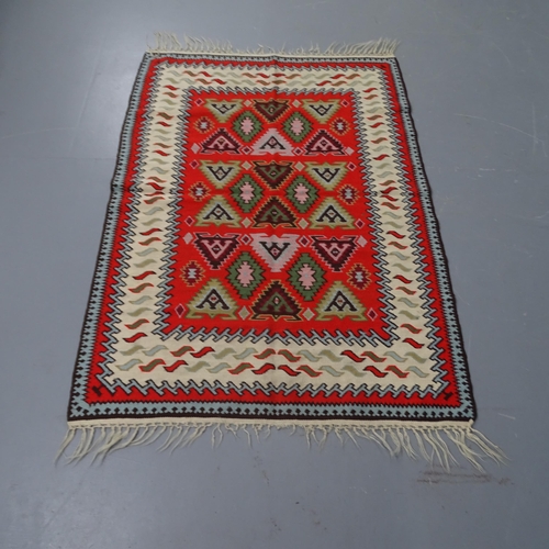 2304 - A Kilim rug, 132 x 92cm