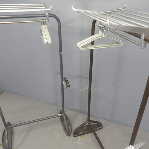 2653 - Two similar tubular metal industrial style clothes rails. Lenth 100cm, height 173cm, depth 51cm.