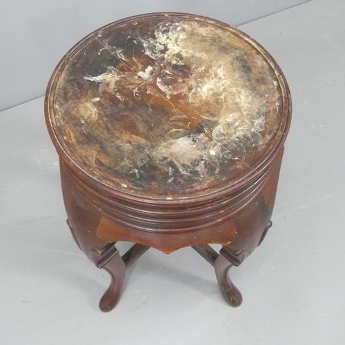 2676 - A Victorian mahogany circular plant stand, with cabriole legs and x-shaped stretcher. D42cm, H65cm.