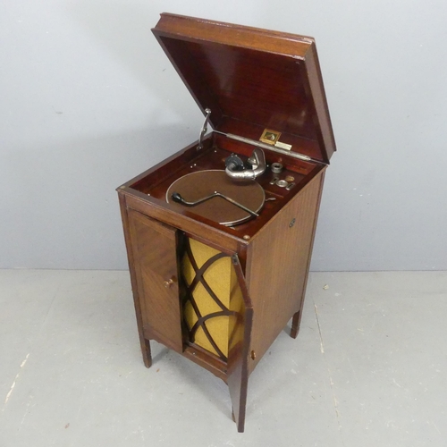 2741 - HMV - An oak cased gramophone. Overall width 46cm, height 92cm, width 50cm.