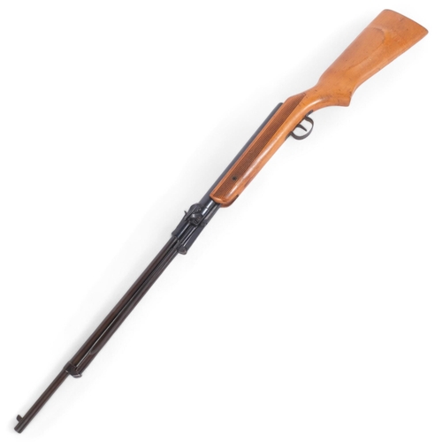 134 - A Relum model 322 under lever air rifle, L110cm