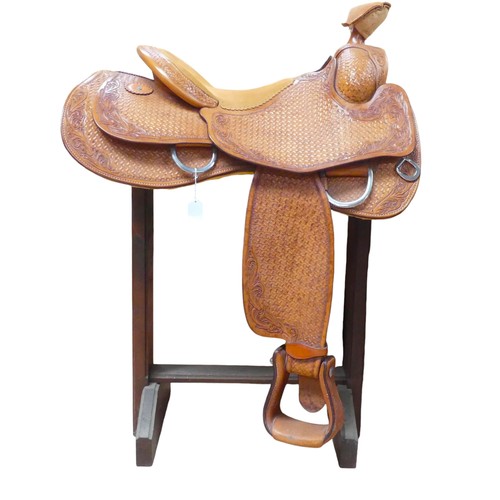 70 - A stunning handmade leather Western horse saddle, with detailed hand carved and stamped decoration, ... 