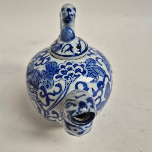 261 - A group of Chinese ceramics, including a blue and white charger with prunus decoration, diameter 29c... 