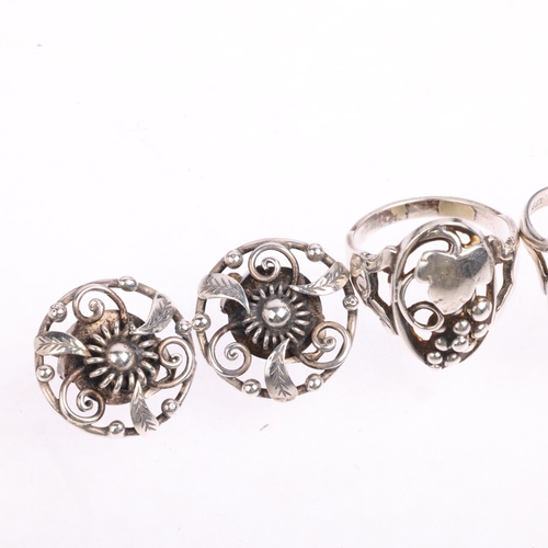 1672 - Various Art Nouveau style Danish silver jewellery, comprising pair of clip-on earrings and 3 rings, ... 