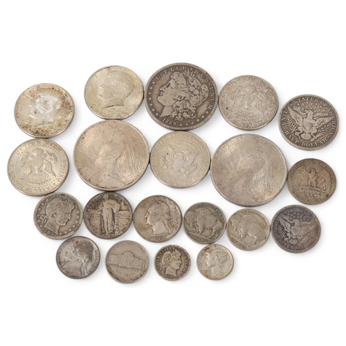 109 - A collection of 19th/20th century American silver coins, including 3 American Silver Dollars (20)