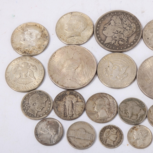 109 - A collection of 19th/20th century American silver coins, including 3 American Silver Dollars (20)