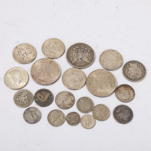 109 - A collection of 19th/20th century American silver coins, including 3 American Silver Dollars (20)