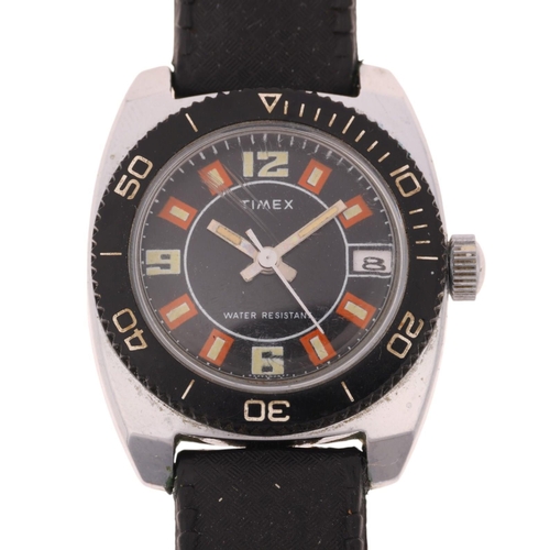 1045 - TIMEX - a Vintage stainless steel 'Skin Diver' mechanical calendar wristwatch, circa 1960s, black di... 