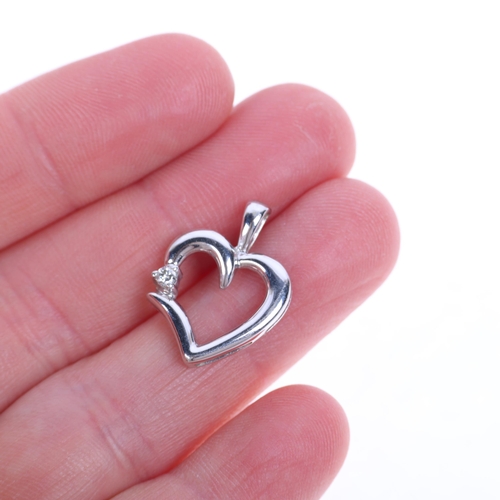 1239 - A 9ct white gold diamond heart pendant, 20.4mm, 1.5g