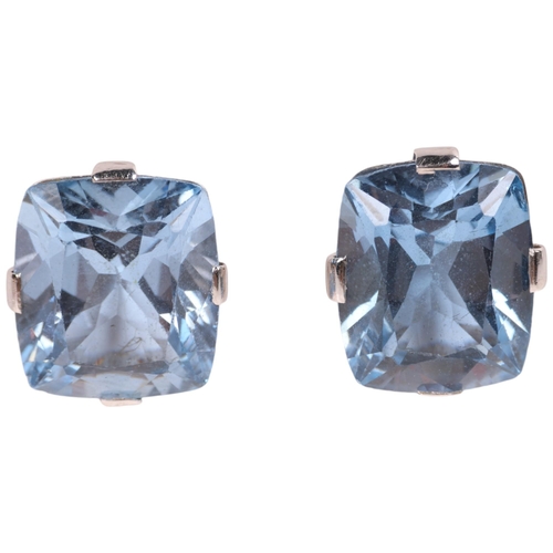 1249 - A pair of 18ct white gold blue synthetic spinel stud earrings, 13mm, 6g