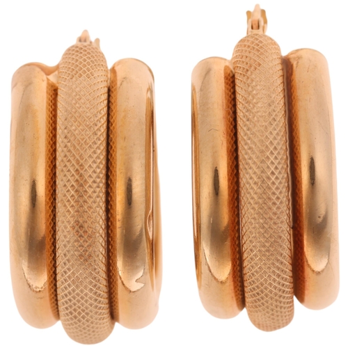 1335 - A pair of 9ct gold hoop earrings, textured and polished decoration, 26.6mm, 7.1g