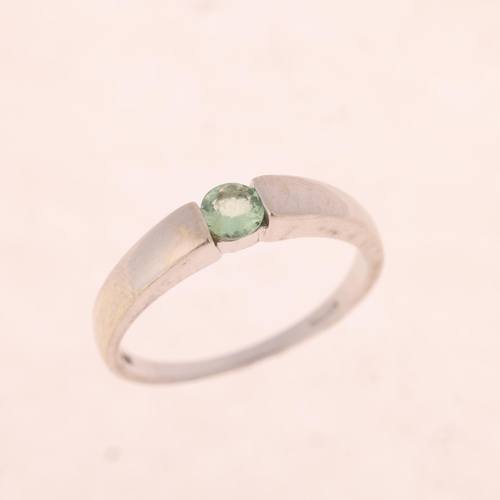 1526 - A 9ct white gold prasiolite dress ring, maker R&C, setting height 4mm, size N, 2g