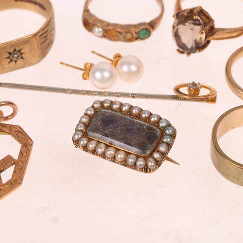 1550 - Various 9ct gold jewellery, including wedding band rings, smoky quartz ring, Georgian hairwork split... 