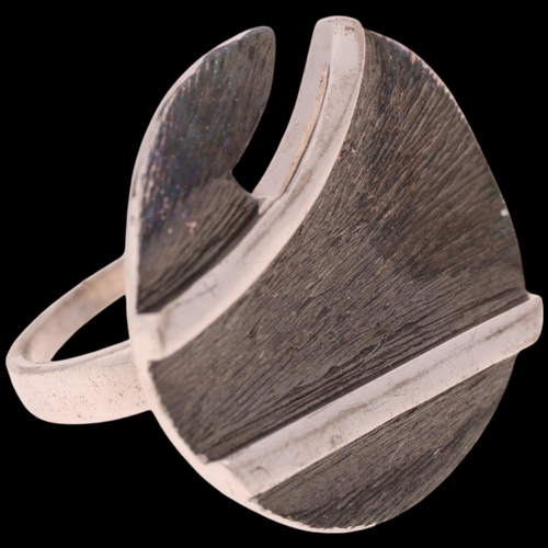 1641 - A modern oxidised sterling silver abstract panel ring, setting height 26mm, size Q, 9.5g