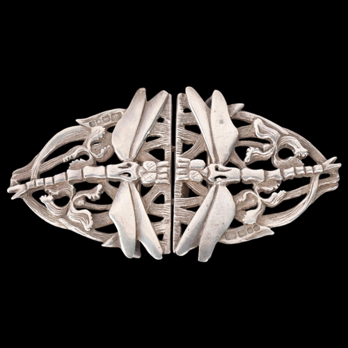 1763 - An Elizabeth II Art Nouveau style silver dragonfly nurse's buckle, Doubar Ltd, London 1990, 11.5cm, ... 