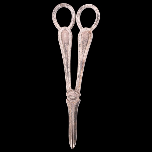 1774 - A pair of late Victorian silver grape scissors, Thomas Bradbury & Sons, London 1899, beaded decorati... 