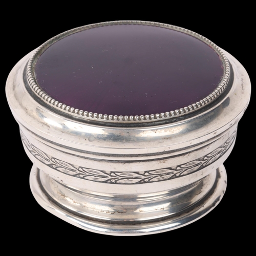 1784 - An Art Deco Continental silver purple enamel dressing table powder box and cover, circular form with... 