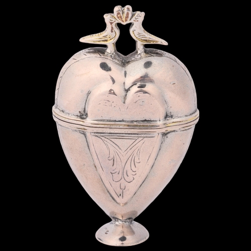 1798 - An Antique Scandinavian silver heart marriage box, 18th century, engraved decoration with lovebird k... 