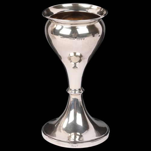 1830 - An Art Nouveau George V silver bud vase, S Blanckensee & Son Ltd, Chester 1925, gilt interior and lo... 