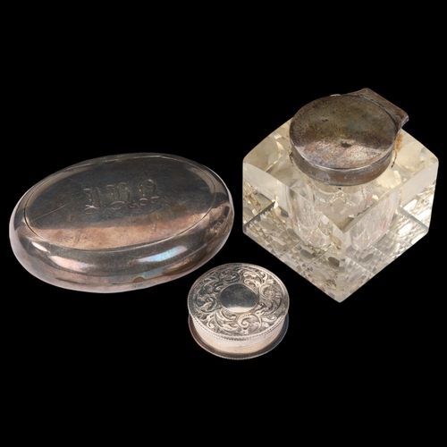 1846 - Various silver, including tobacco box, pillbox and inkwell, 5cm x 5cm. 2.8oz weighable (3)